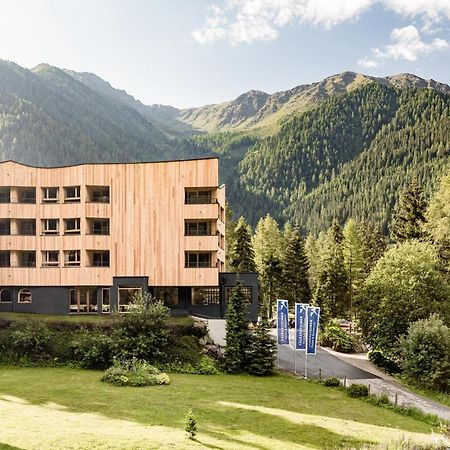 Falkensteiner Hotel Antholz - Adults Only Екстер'єр фото