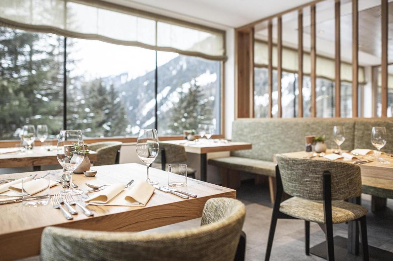 Falkensteiner Hotel Antholz - Adults Only Екстер'єр фото