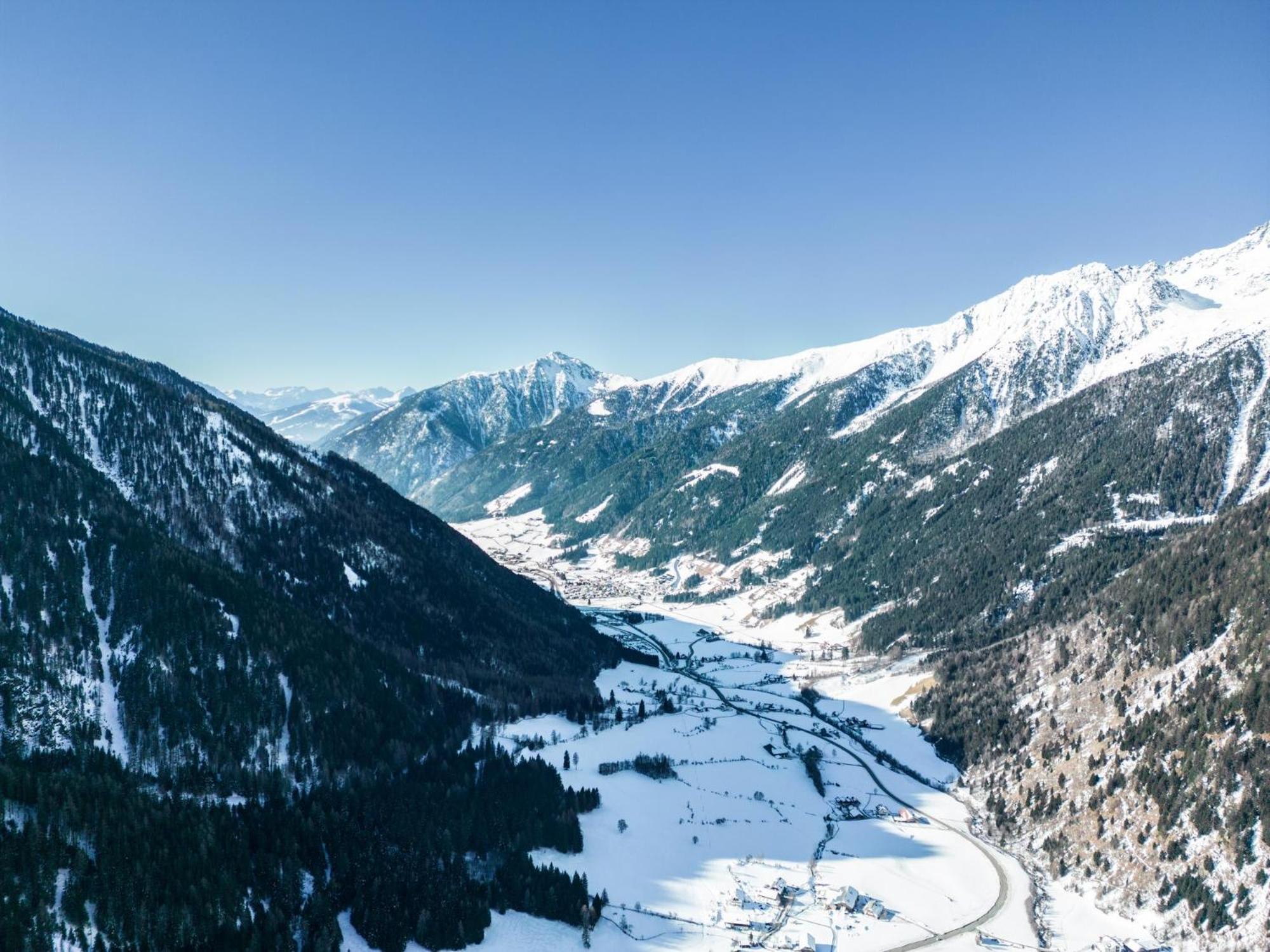 Falkensteiner Hotel Antholz - Adults Only Екстер'єр фото